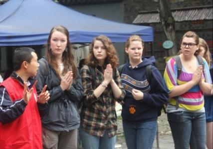 外语导游app开发 游客旅游更开心