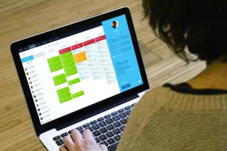 职场管理app开发 一把双刃剑