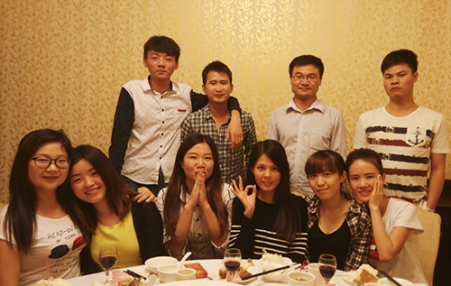 酷蜂家人生日晚宴