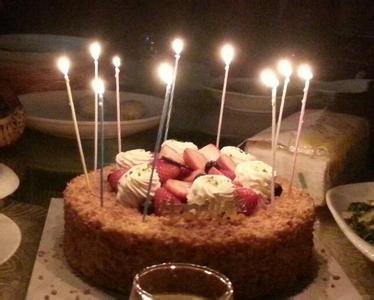 APP软件开发公司5月别开生面的生日会