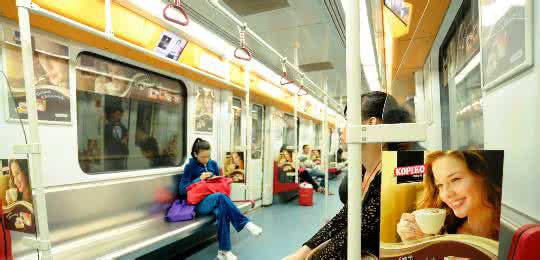 地铁拥挤展示app开发