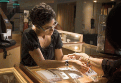 开发珠宝饰品交易平台app制作 实现精准营销