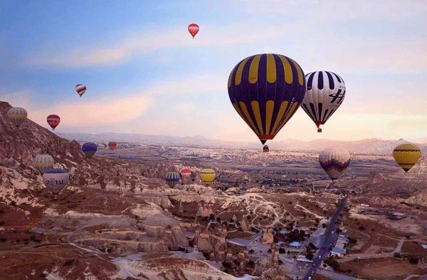 定制开发旅游类APP令人满意的五个功能--广州手机软件制作公司91直播
