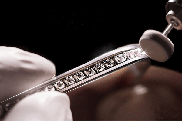 珠宝培训软件制作开发 学习专业知识--广州app开发91直播
