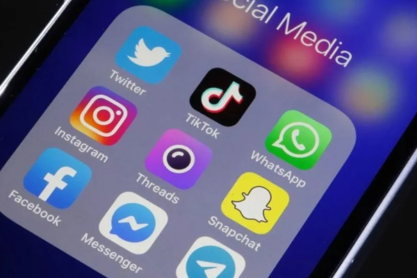 开发一个社交app需要多少钱？--广州手机app开发91直播
