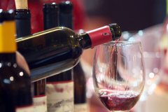 红酒商城app软件开发提供更便捷愉快的购物和品鉴体验