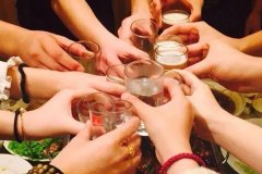 酒友APP应用开发提供优质的社交体验和酒文化服务