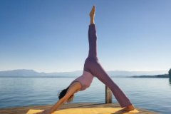 手机软件开发瑜伽App提高用户身体素质塑造完美身材曲线