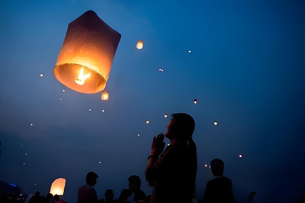 制作许愿app通过线上平台或软件去表达自己的愿望和祝福--广州APP开发91直播
